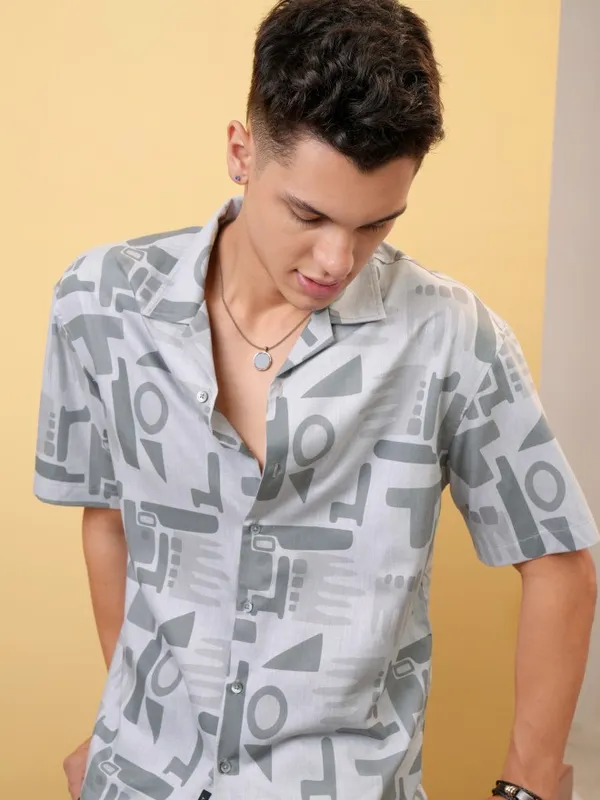 Locomotive Premium Men Melange Textured Printed Cuban Collar Oversized Shirt