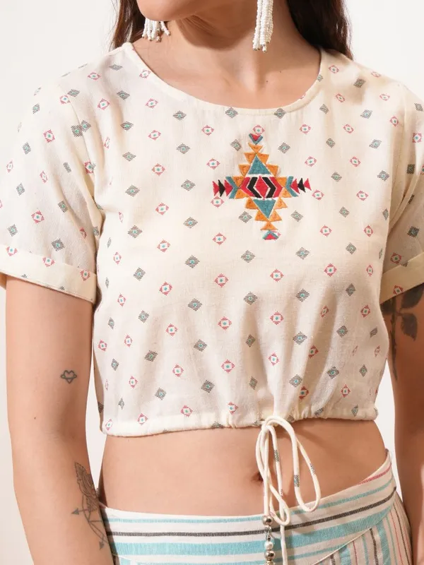 Vishudh Women Off White Top With Trouser