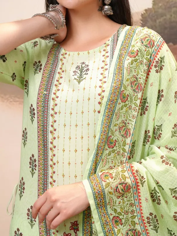 Vishudh Women Green Printed Kurta With Trouser And Dupatta