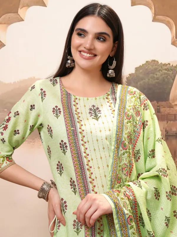 Vishudh Women Green Printed Kurta With Trouser And Dupatta