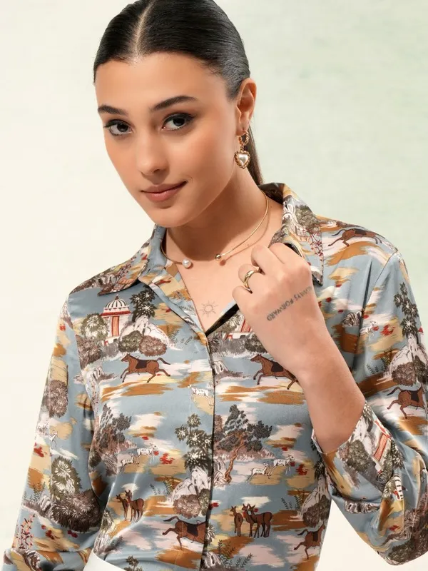Tokyo Talkies Women Blue Printed Regular Fit Casual Shirt