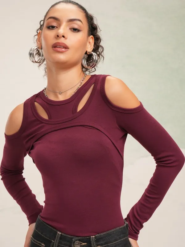 Tokyo Talkies Women Burgundy Solid Fitted Top