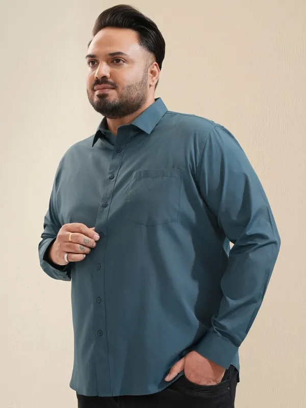 Xtra Ordinary By Highlander Men Teal Solid Regular Fit Casual Shirt