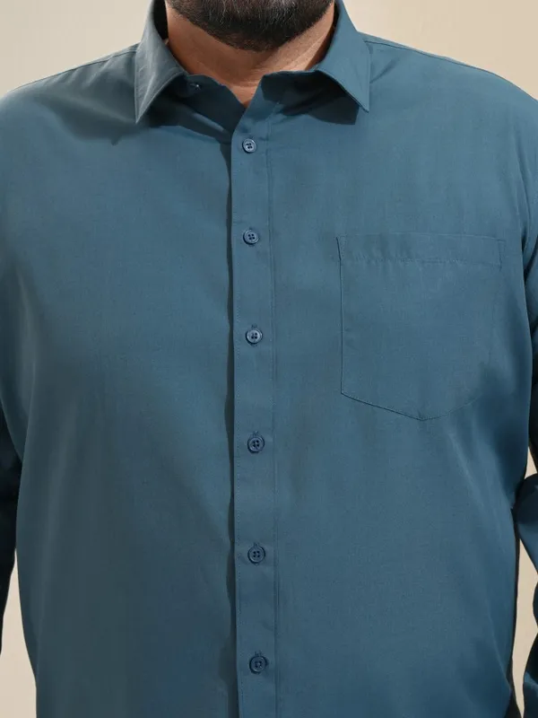 Xtra Ordinary By Highlander Men Teal Solid Regular Fit Casual Shirt