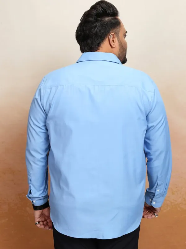 Xtra Ordinary By Highlander Men Blue Solid Regular Fit Casual Shirt