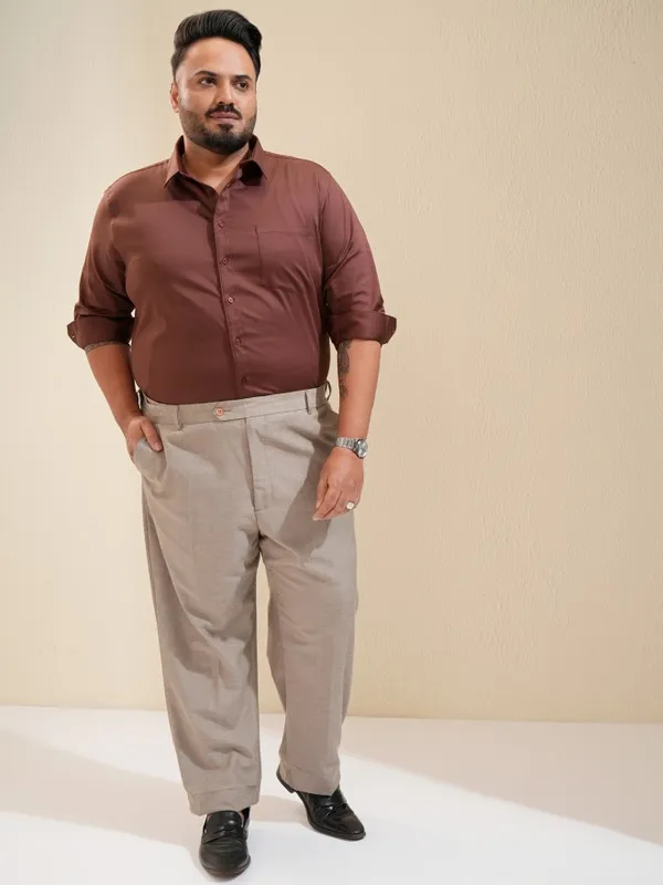 Xtra Ordinary By Highlander Men Brown Solid Regular Fit Casual Shirt