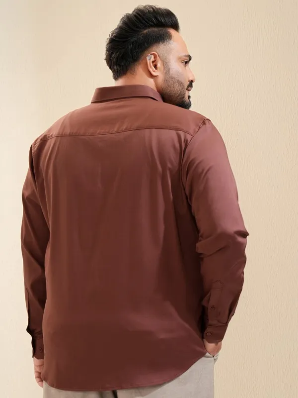 Xtra Ordinary By Highlander Men Brown Solid Regular Fit Casual Shirt