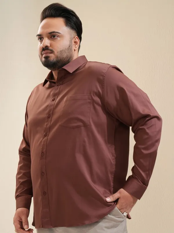 Xtra Ordinary By Highlander Men Brown Solid Regular Fit Casual Shirt