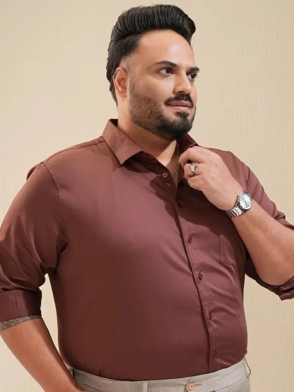 Xtra Ordinary By Highlander Men Brown Solid Regular Fit Casual Shirt