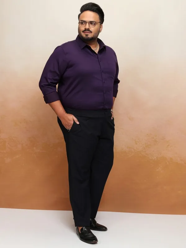 Xtra Ordinary By Highlander Men Purple Solid Regular Fit Casual Shirt