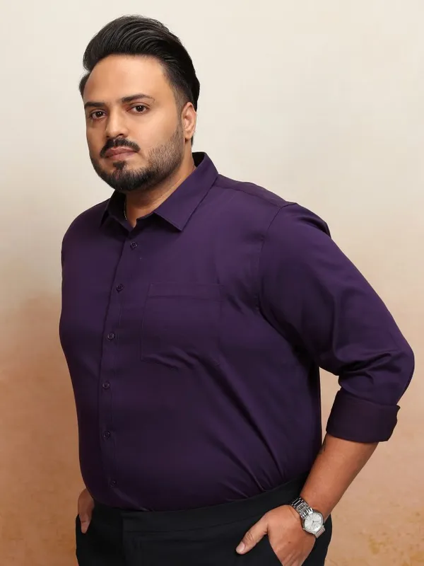 Xtra Ordinary By Highlander Men Purple Solid Regular Fit Casual Shirt