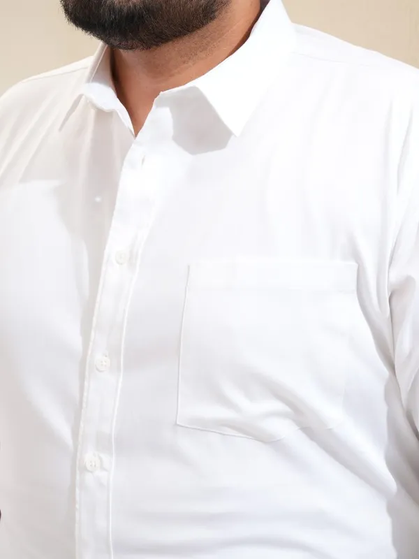 Xtra Ordinary By Highlander Men White Solid Regular Fit Casual Shirt