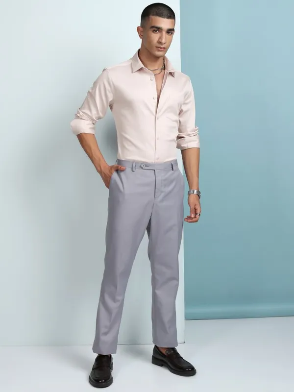 Men Slim Fit Casual Shirt