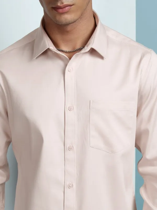 Men Slim Fit Casual Shirt