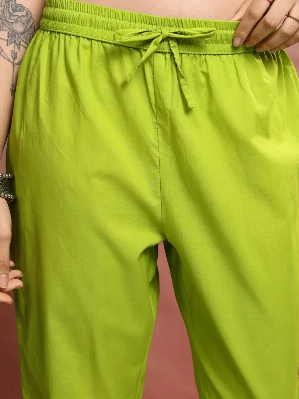 Vishudh Women Green Embroidered Kurta With Trouser And Dupatta