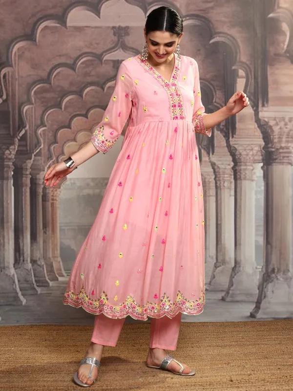 Women Kurta With Trousers & Dupatta