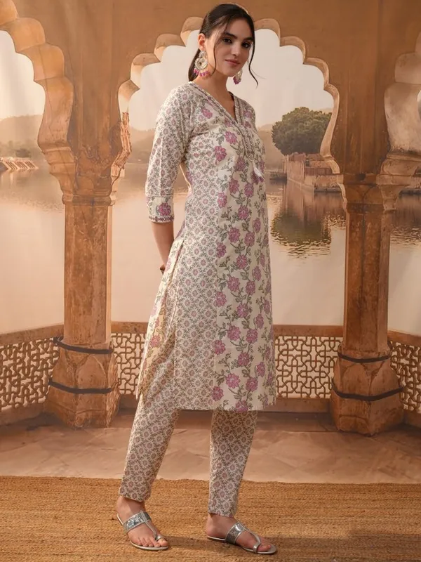 Women Kurta With Trouser And Dupatta