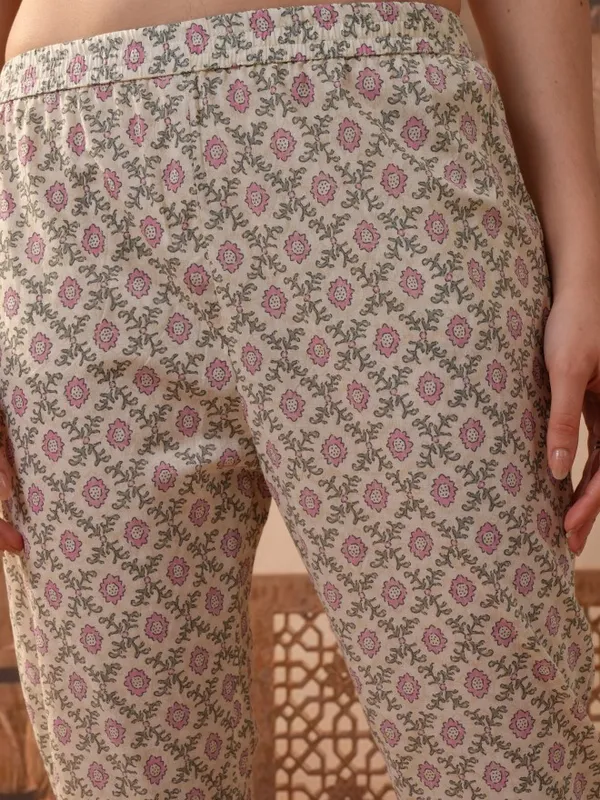 Women Kurta With Trouser And Dupatta