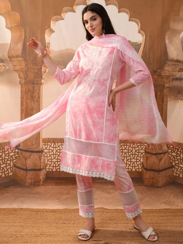 Women Kurta With Trousers & Dupatta