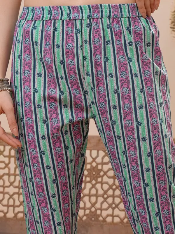 Vishudh Women Green Printed Kurta With Trousers & Dupatta