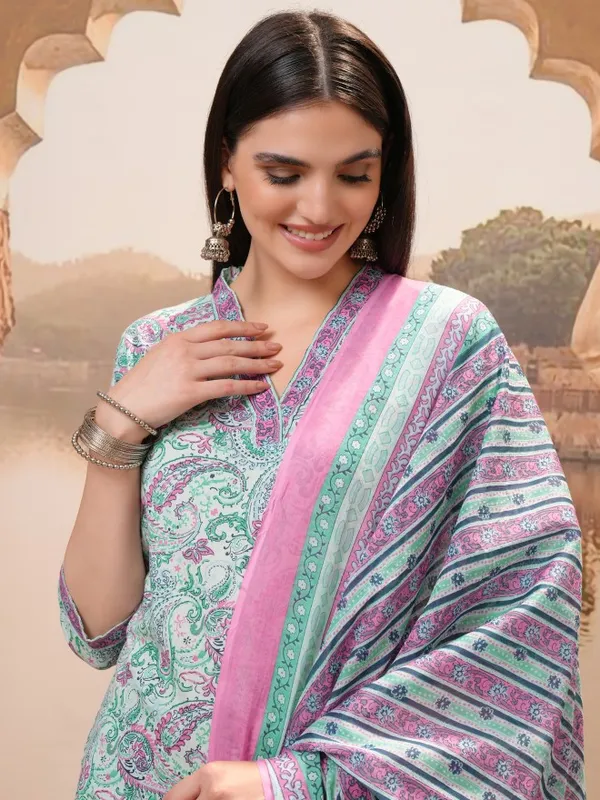 Vishudh Women Green Printed Kurta With Trousers & Dupatta