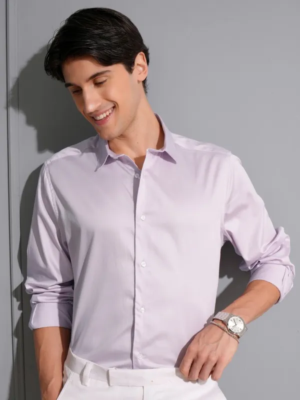 Locomotive Men Mauve Solid Slim Fit Casual Shirt