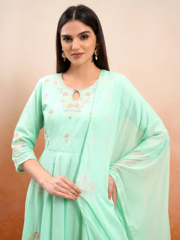 Vishudh Women Green Embroidered Kurta With Trousers And Dupatta