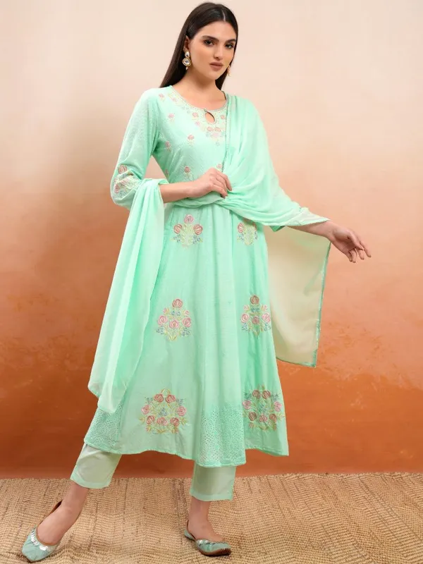 Vishudh Women Green Embroidered Kurta With Trousers And Dupatta