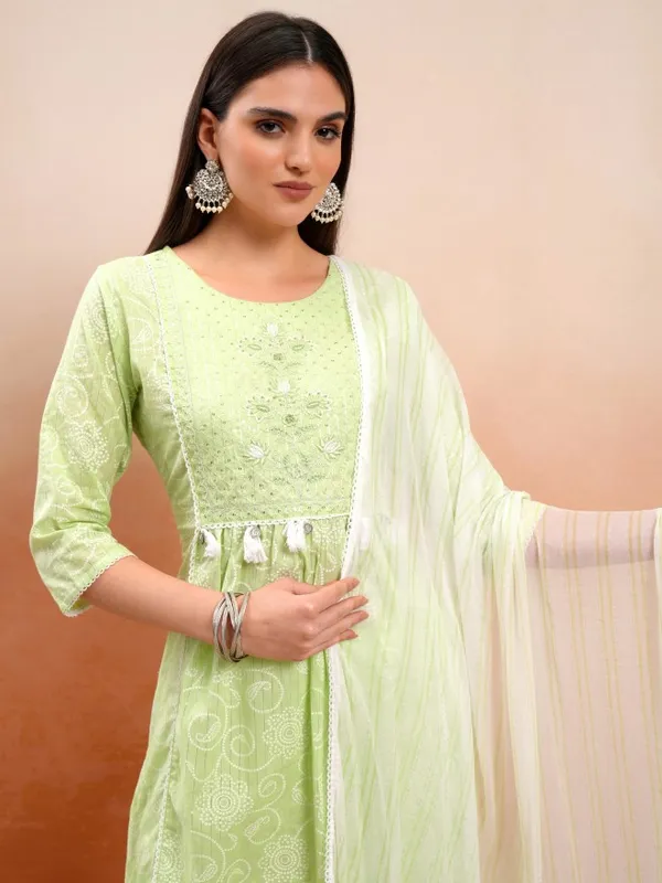 Vishudh Women Green Printed Kurta With Trousers And Dupatta
