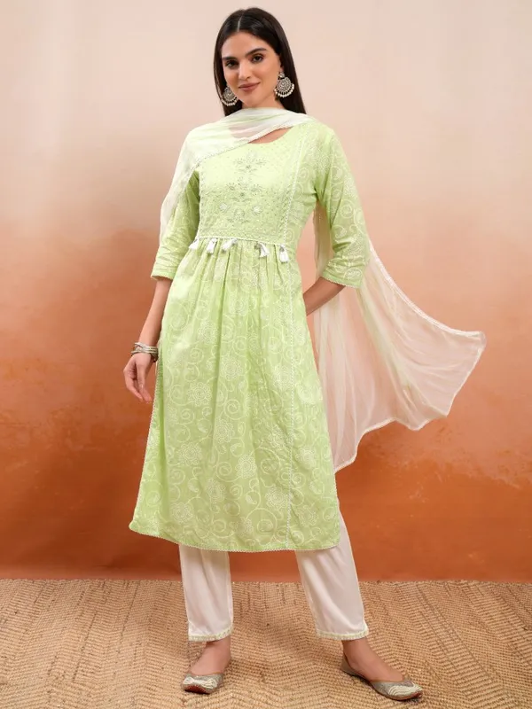 Vishudh Women Green Printed Kurta With Trousers And Dupatta
