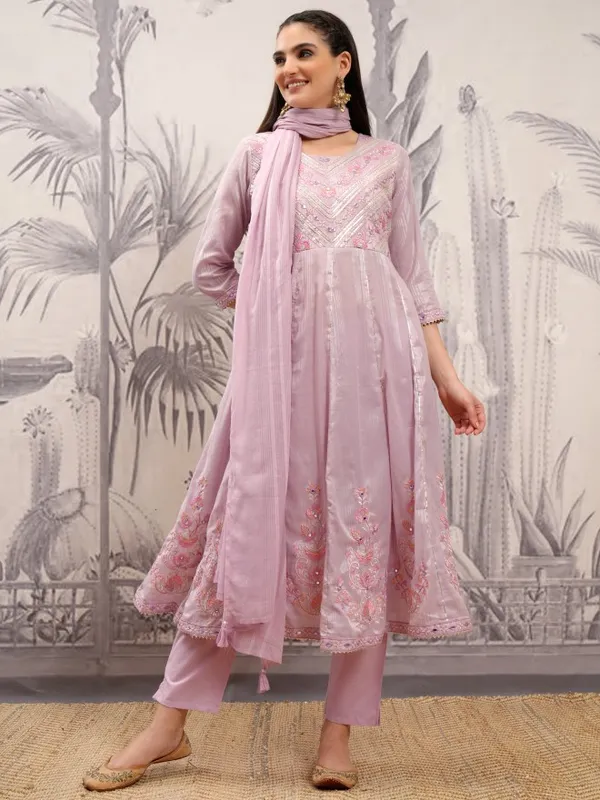 Vishudh Women Mauve Embroidered Kurta With Trouser And Dupatta