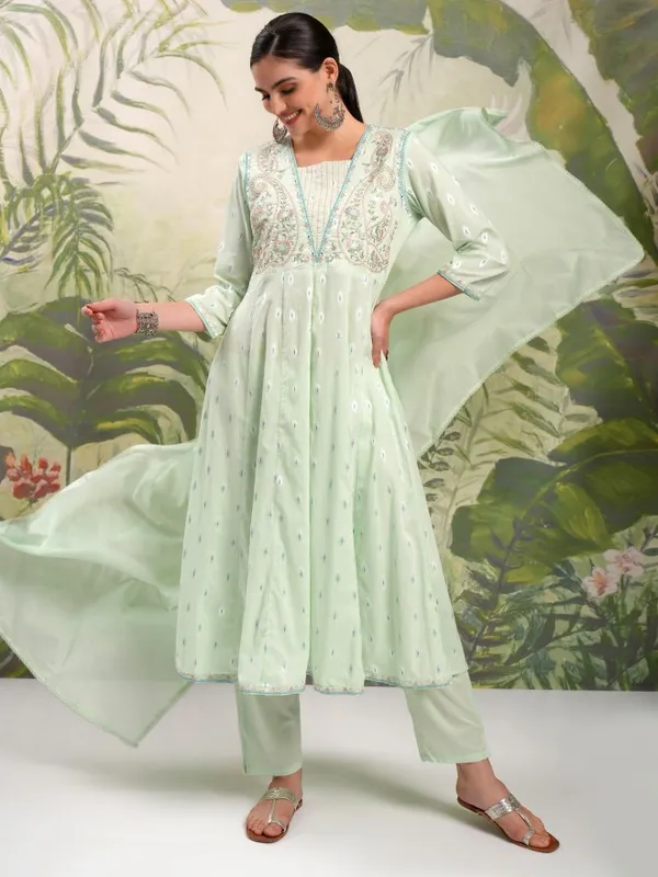 Vishudh Women Green Embroidered Kurta With Trousers And Dupatta