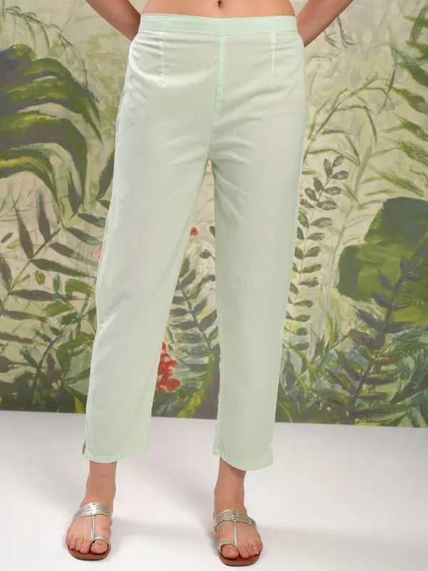 Vishudh Women Green Embroidered Kurta With Trousers And Dupatta