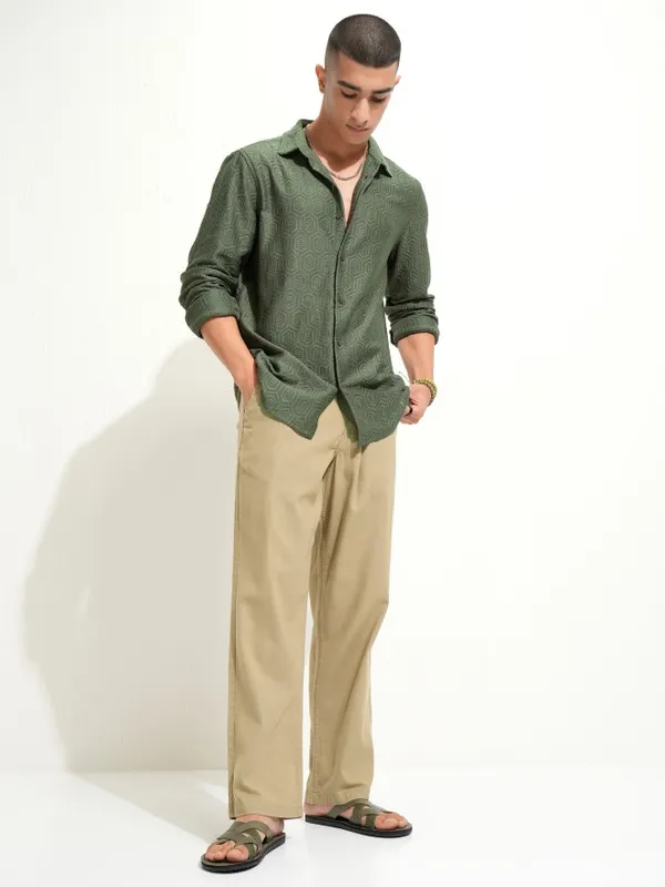 Highlander Men Green Relaxed Fit Casual Shirt