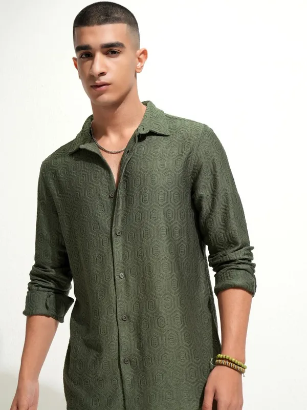 Highlander Men Green Relaxed Fit Casual Shirt