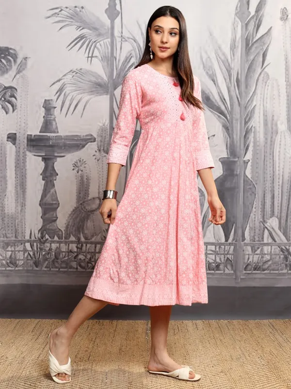 Vishudh Women Pink Printed A-Line Dress
