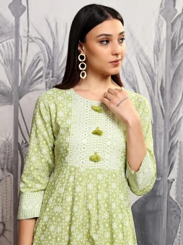 Vishudh Women Green Printed A-Line Dress