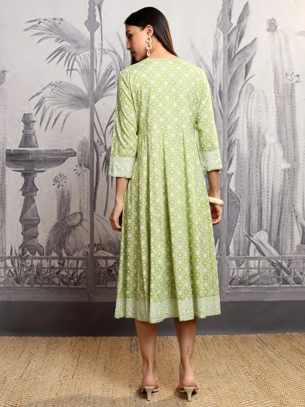 Vishudh Women Green Printed A-Line Dress
