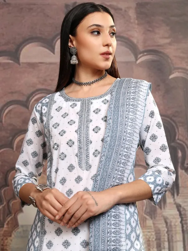 Vishudh Women White Printed Kurta With Trousers And Dupatta