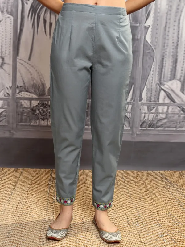 Women Kurta With Trousers & Dupatta