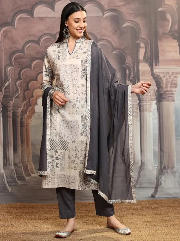 Vishudh Women Grey Printed Kurta With Trousers And Dupatta