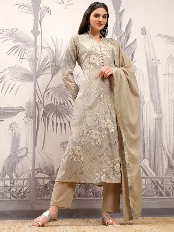 Women Kurta With Trousers & Dupatta