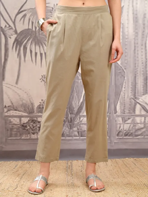 Women Kurta With Trousers & Dupatta