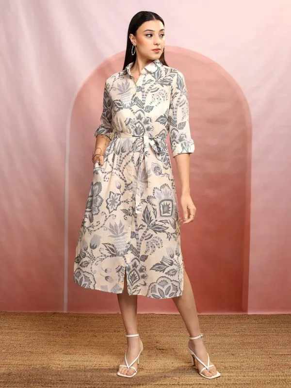 Vishudh Women Grey Printed A-Line Kurta