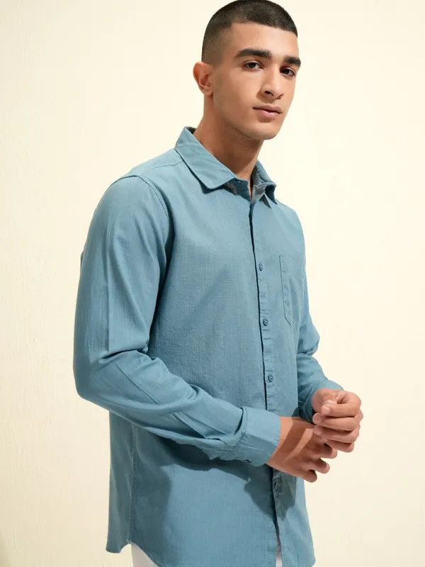 Ketch Men Blue Solid Slim Fit Casual Shirt