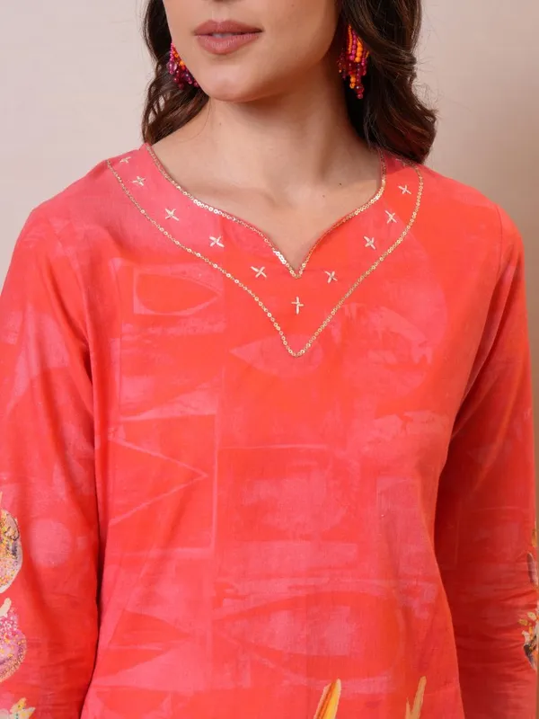 Vishudh Women Red Printed Straight Kurta