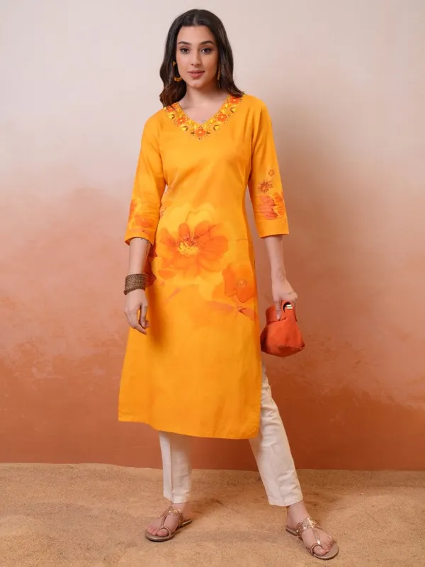 Vishudh Women Mustard Printed Straight Kurta