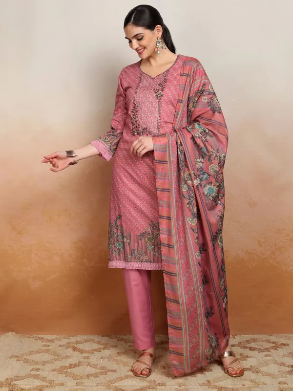 Women Kurta With Trousers & Dupatta