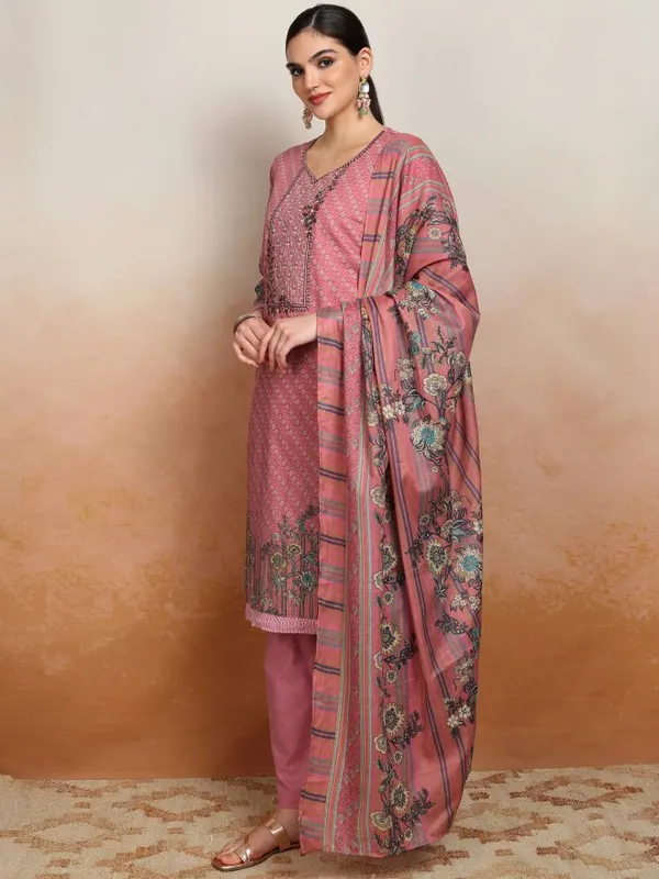Women Kurta With Trousers & Dupatta