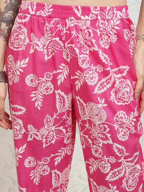 Women Kurta With Trousers & Dupatta